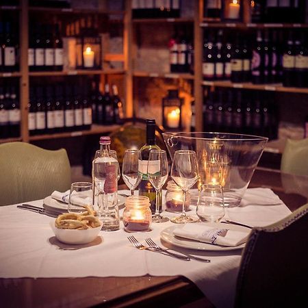 Hotel Ristorante La Perla Varallo Pombia Bagian luar foto